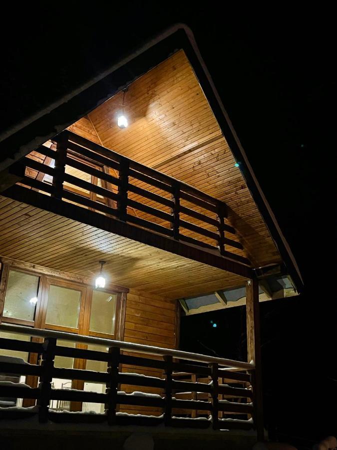 Hill Hut Villa Myta Екстериор снимка